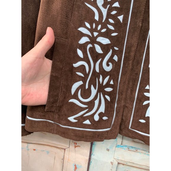 Bradley Bradley Bayou Brown Suede with Light Blue Cutout Details Medium - Picture 3 of 9